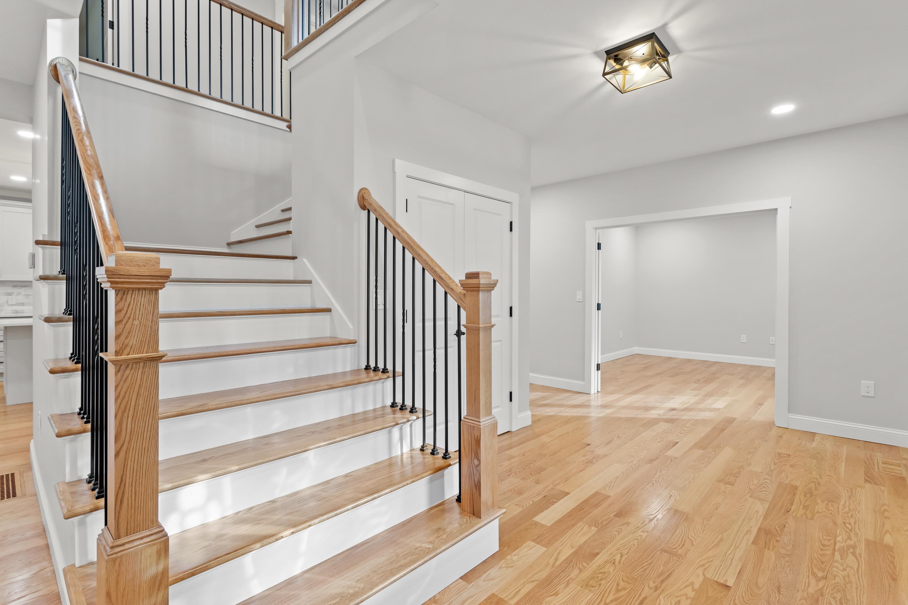 380 East Dunbarton Road Goffstown, NH 03045 - Photo 13 of 55