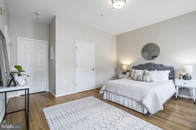 $649,500 | 1404 Roundhouse Lane, Unit 503, Alexandria, VA 22314