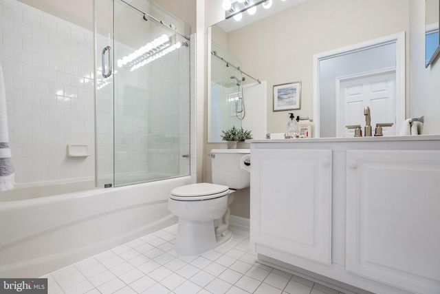 $649,500 | 1404 Roundhouse Lane, Unit 503, Alexandria, VA 22314