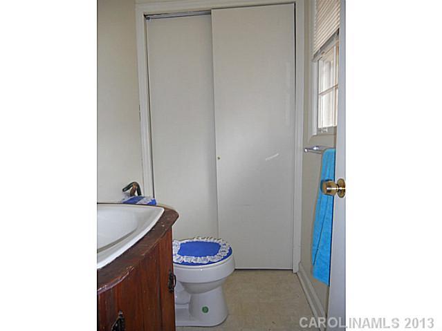1026 Claremont Road Charlotte, NC 28214 - Photo 13 of 14
