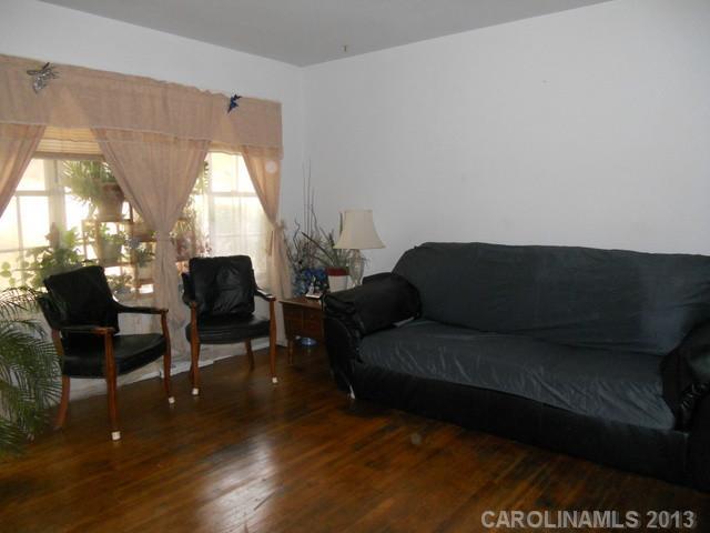 1026 Claremont Road Charlotte, NC 28214 - Photo 4 of 14