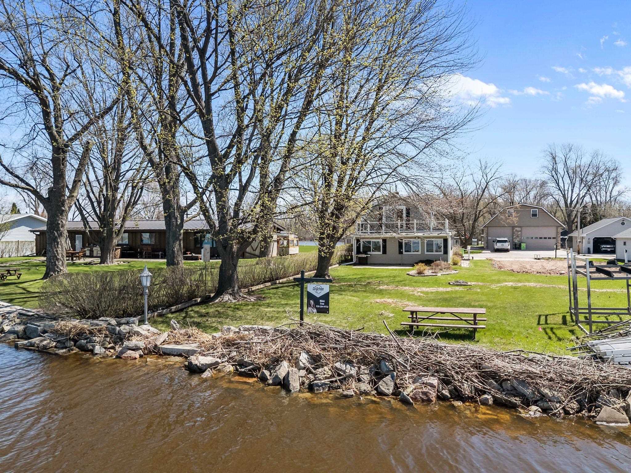 2963 Sunset Point Lane Oshkosh, WI 54904 - Photo 31 of 41