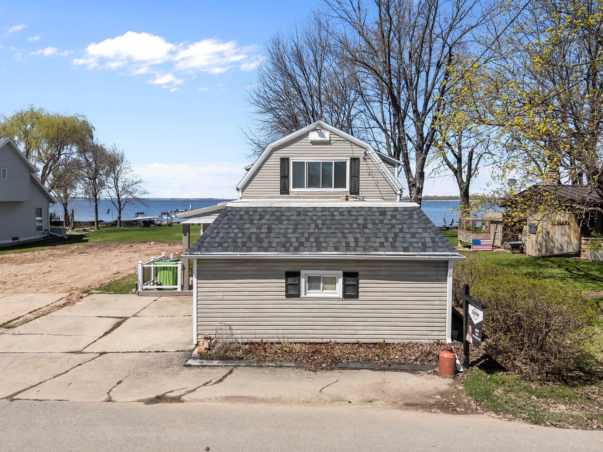 2963 Sunset Point Lane Oshkosh, WI 54904 - Photo 37 of 41