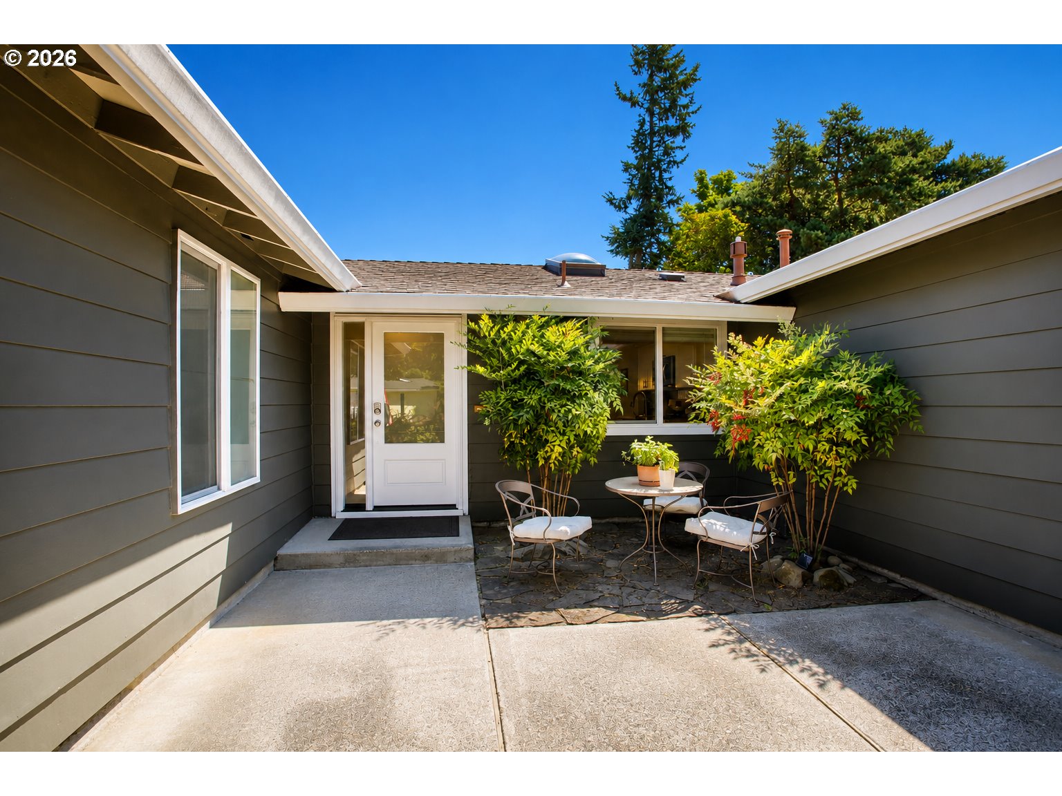 20798 Southwest Rosa Drive Beaverton, OR 97078 - Photo 2 of 23