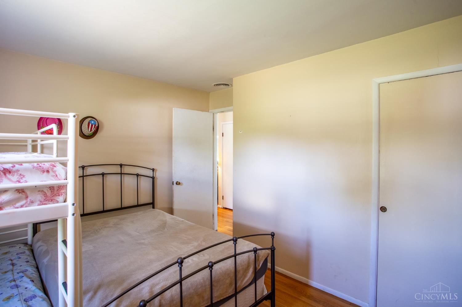 3450 Behymer Road Cincinnati, OH 45245 - Photo 20 of 24 Gallery Image 20