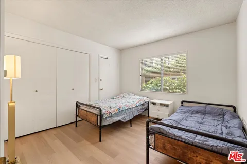 $495,000 | 1334 South Carmelina Avenue, Unit 1, Los Angeles, CA 90025