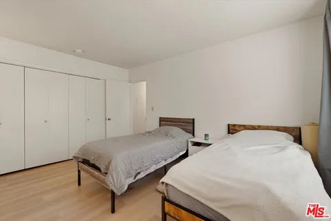 $495,000 | 1334 South Carmelina Avenue, Unit 1, Los Angeles, CA 90025