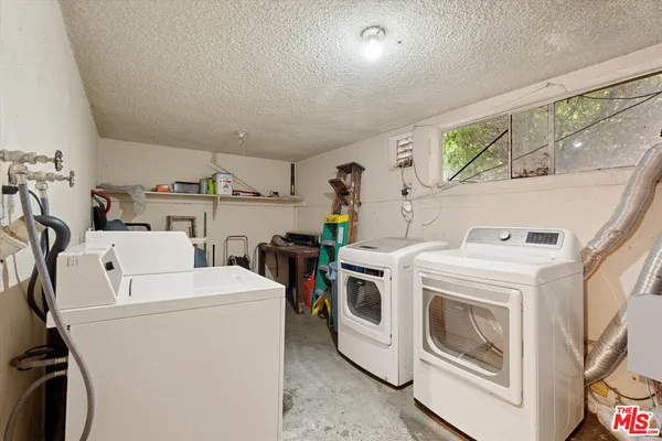 $495,000 | 1334 South Carmelina Avenue, Unit 1, Los Angeles, CA 90025
