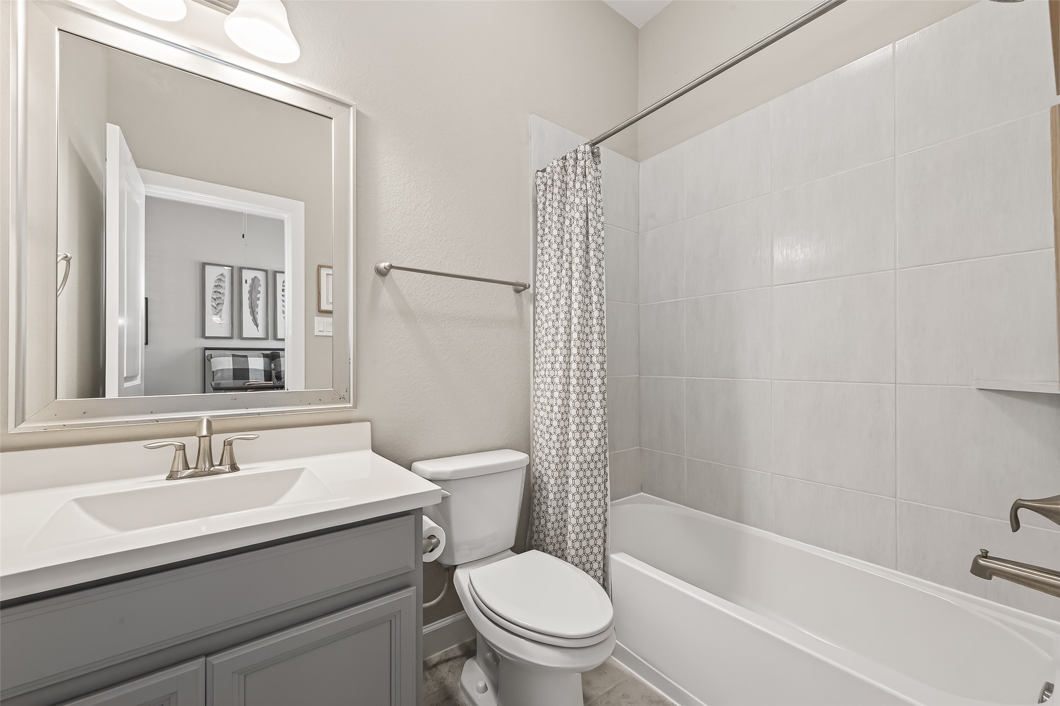 1307 Layla Sage Loop Richmond, TX 77406 - Photo 12 of 50 Guest ensuite