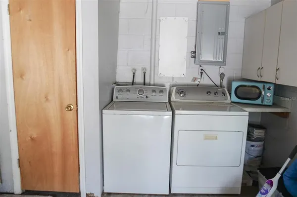 $2,400 | 1032 Hollywood Avenue, Clearwater, FL 33759