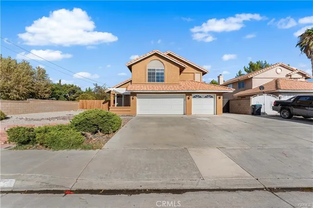 $3,800 | 39566 Dunbar Street, Palmdale, CA 93551