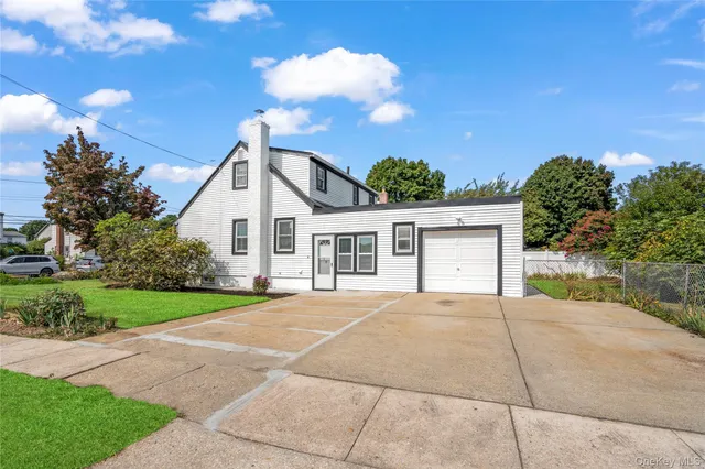 $4,600 | 1 Center Court, Bethpage, NY 11714