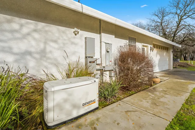 $599,900 | 14535 Molluc Drive, Red Bluff, CA 96080