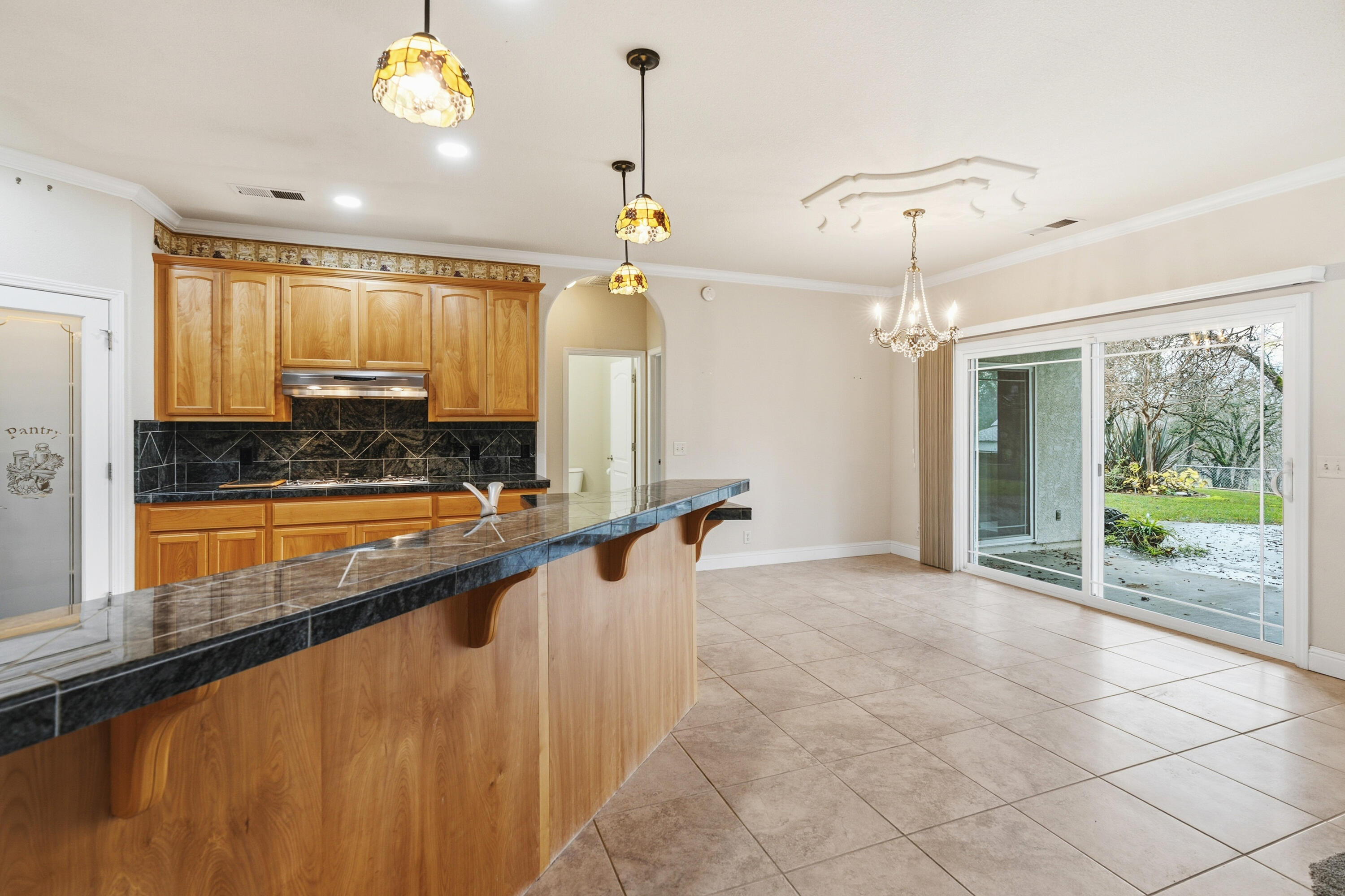14535 Molluc Drive Red Bluff, CA 96080 - Photo 8 of 72 TUF03750