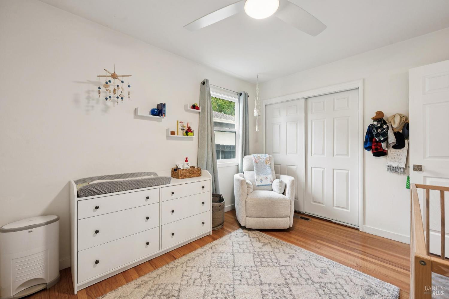 105 Corrillo Drive San Rafael, CA 94903 - Photo 23 of 33 a bedroom with a bed and a couch