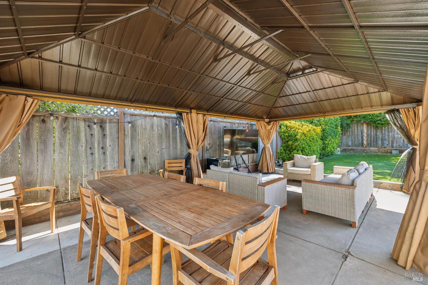 105 Corrillo Drive San Rafael, CA 94903 - Photo 26 of 33