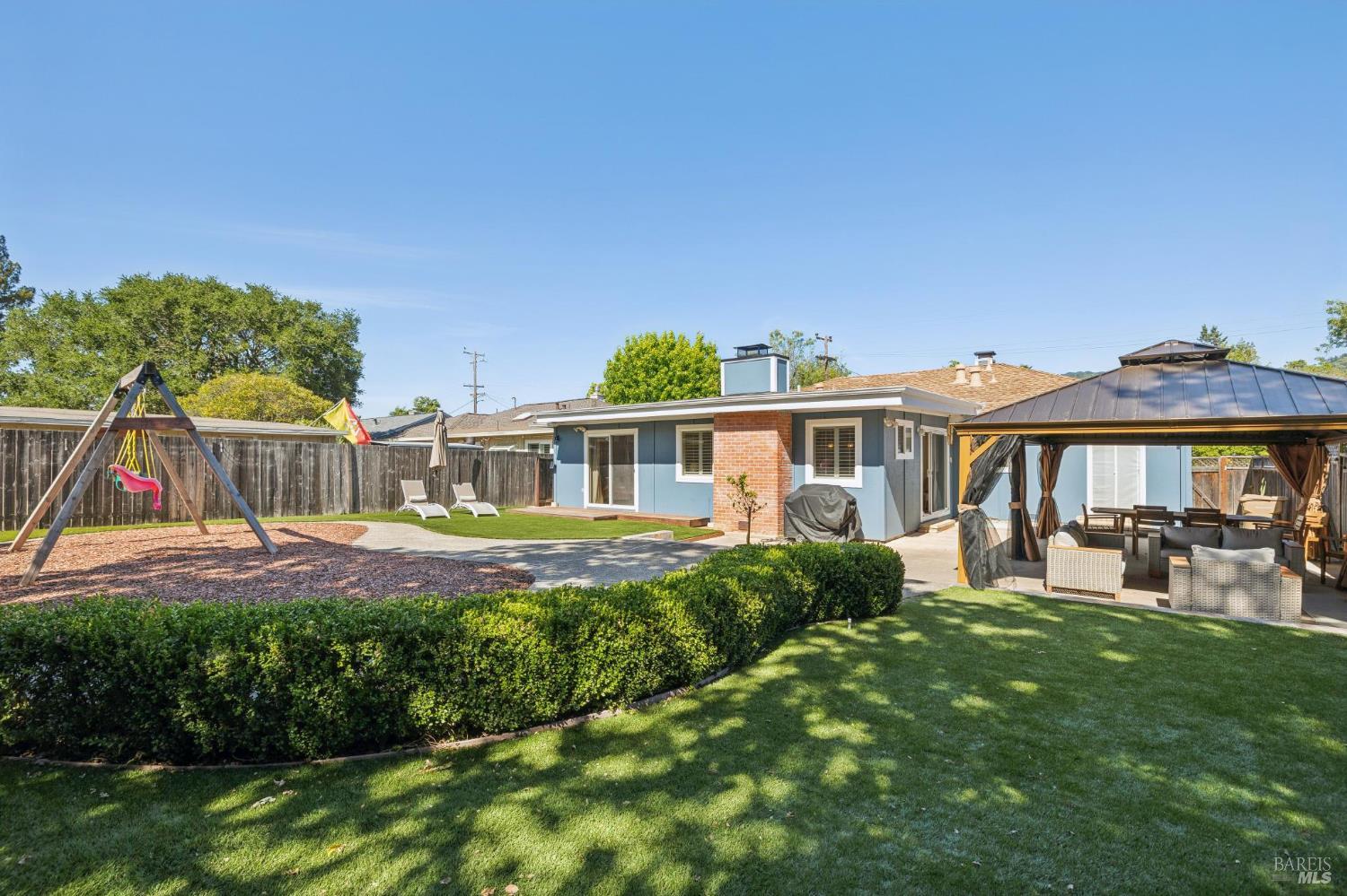 105 Corrillo Drive San Rafael, CA 94903 - Photo 30 of 33