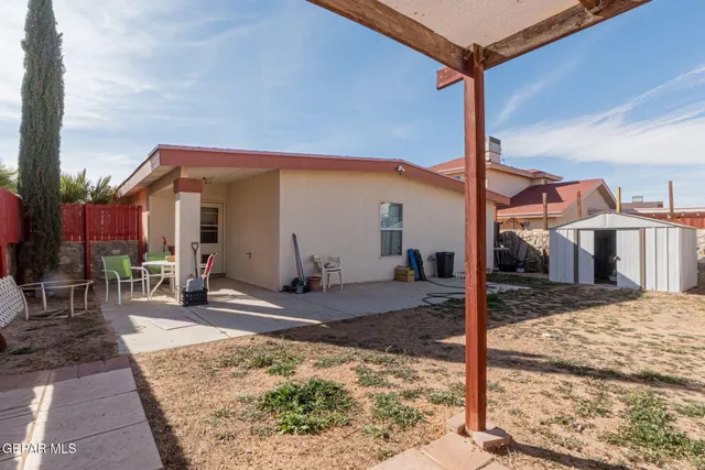 a view of a house with sink
