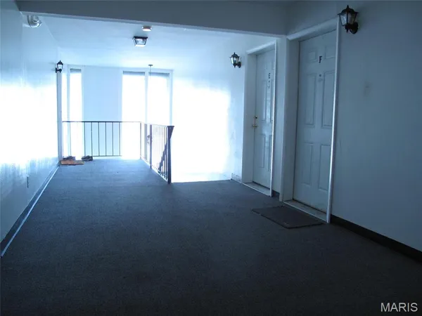 $65,000 | 7609 Hazelcrest Drive, Unit G, Hazelwood, MO 63042