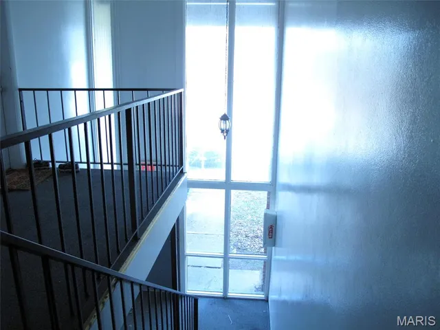 $65,000 | 7609 Hazelcrest Drive, Unit G, Hazelwood, MO 63042