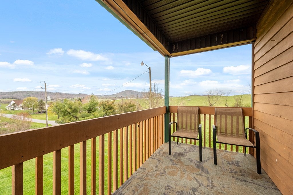 382 Whispering Pines Road Max Meadows, VA 24360 - Photo 31 of 73 Gallery Image 31