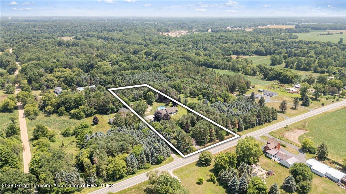 15071 South Jones Road Eagle, MI 48822 - Photo 2 of 76 03-Media Jett - 14.2