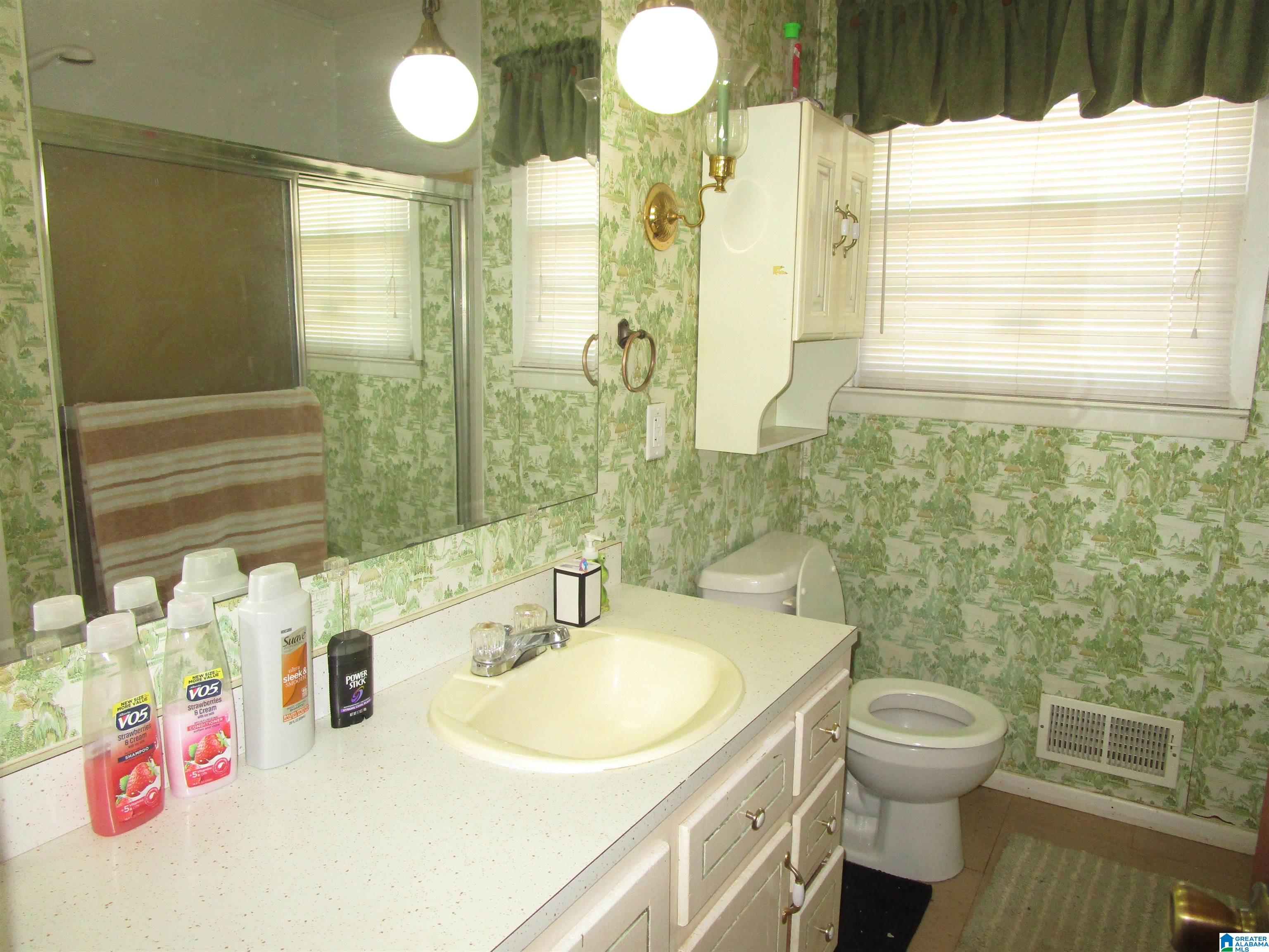 127 Riddle Road Talladega, AL 35160 - Photo 12 of 25