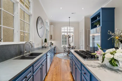 $1,265,000 | 5403 Ashby Street, Houston, TX 77005