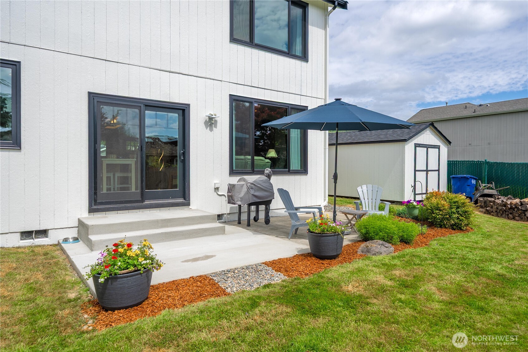 15902 65th St Court East Sumner, WA 98390 - Photo 6 of 40