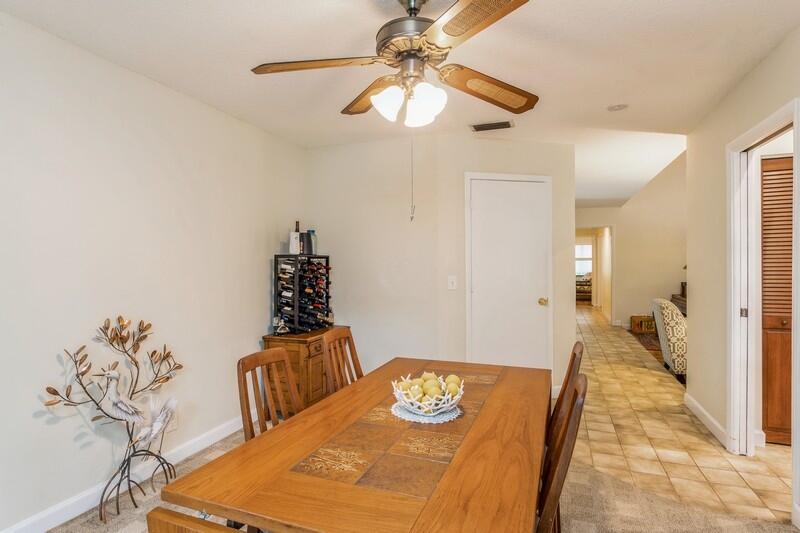 403 Northwest 72nd Street Boca Raton, FL 33487 - Photo 9 of 35 Dining Room