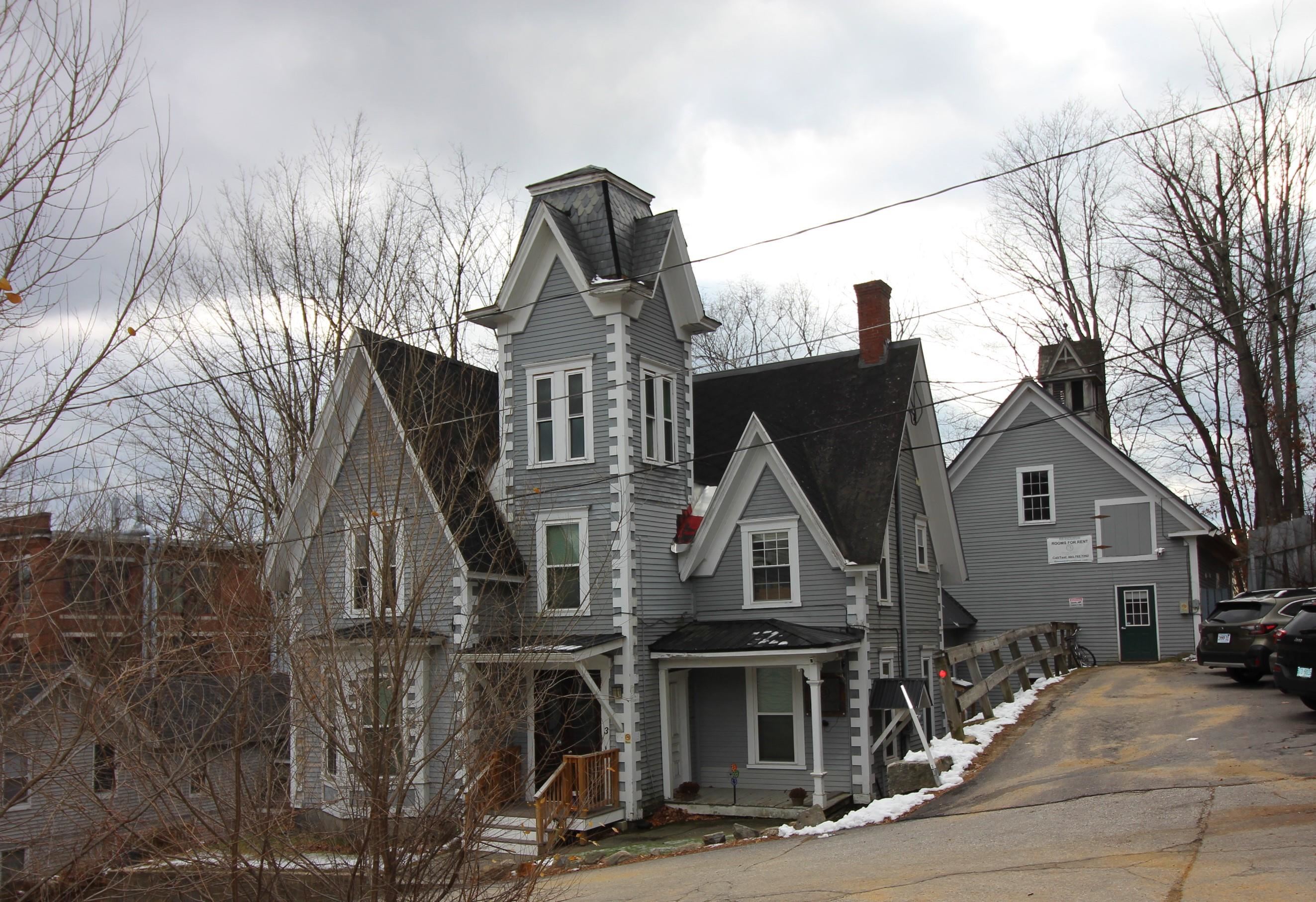3 Pearl Street Plymouth, NH 03264 - Photo 1 of 34