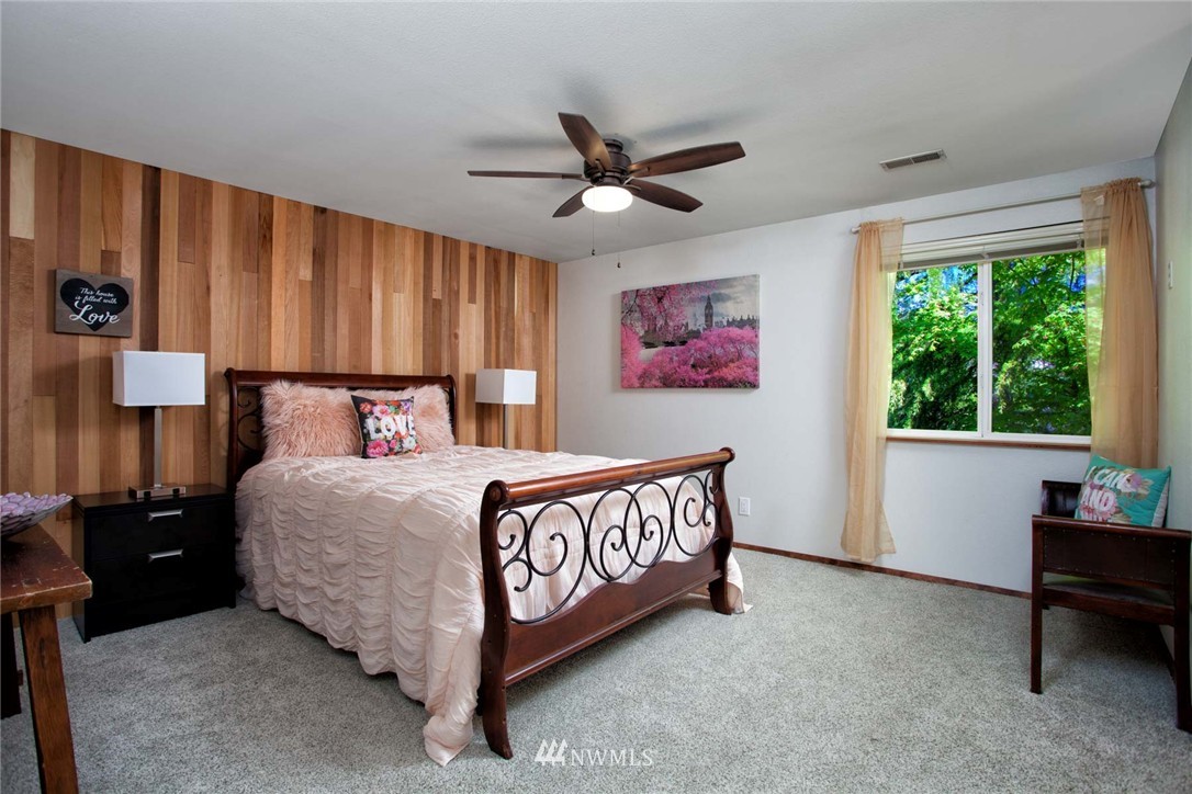 6606 Southeast 4th Place Renton, WA 98059 - Photo 14 of 25