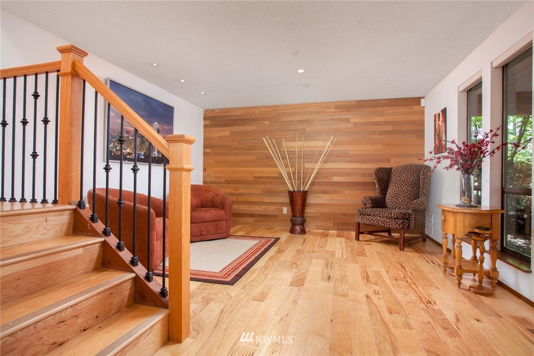 6606 Southeast 4th Place Renton, WA 98059 - Photo 5 of 25