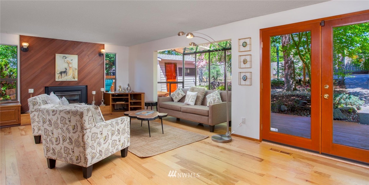 6606 Southeast 4th Place Renton, WA 98059 - Photo 6 of 25
