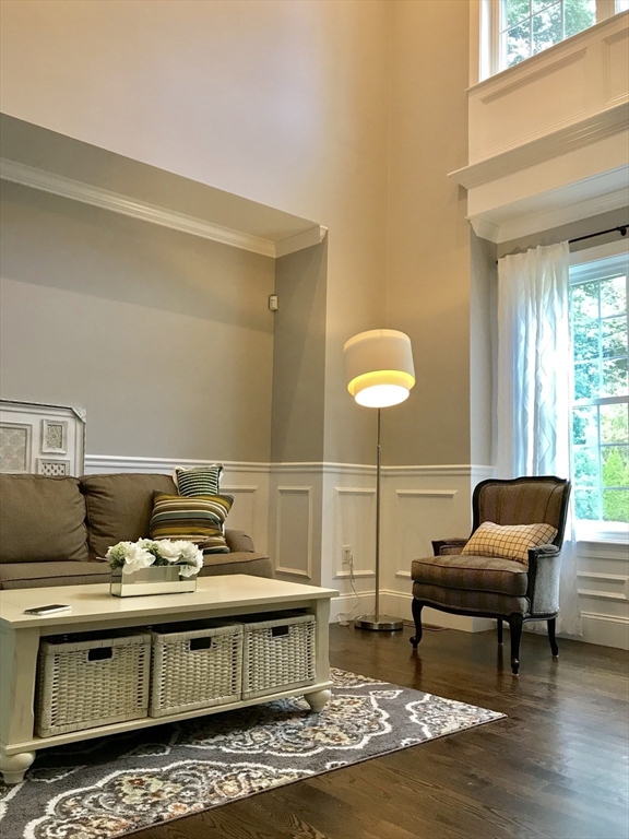 301 Linden Street Wellesley, MA 02481 - Photo 4 of 24