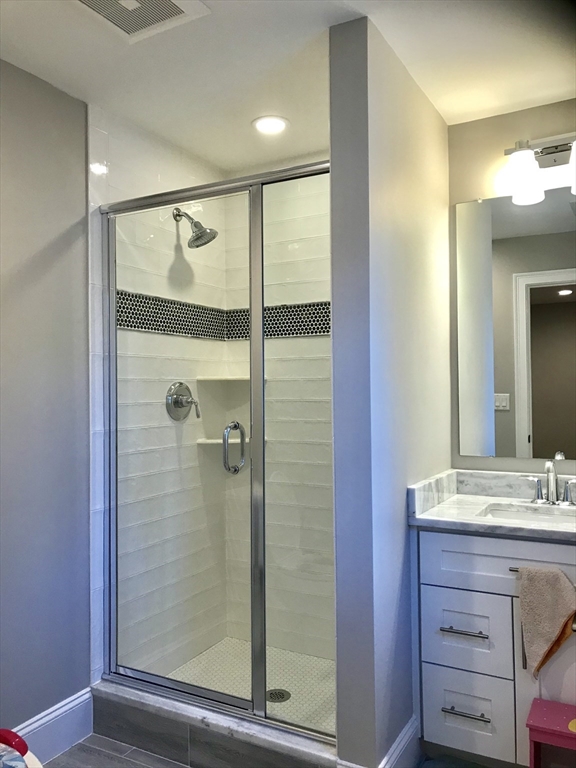 301 Linden Street Wellesley, MA 02481 - Photo 9 of 24