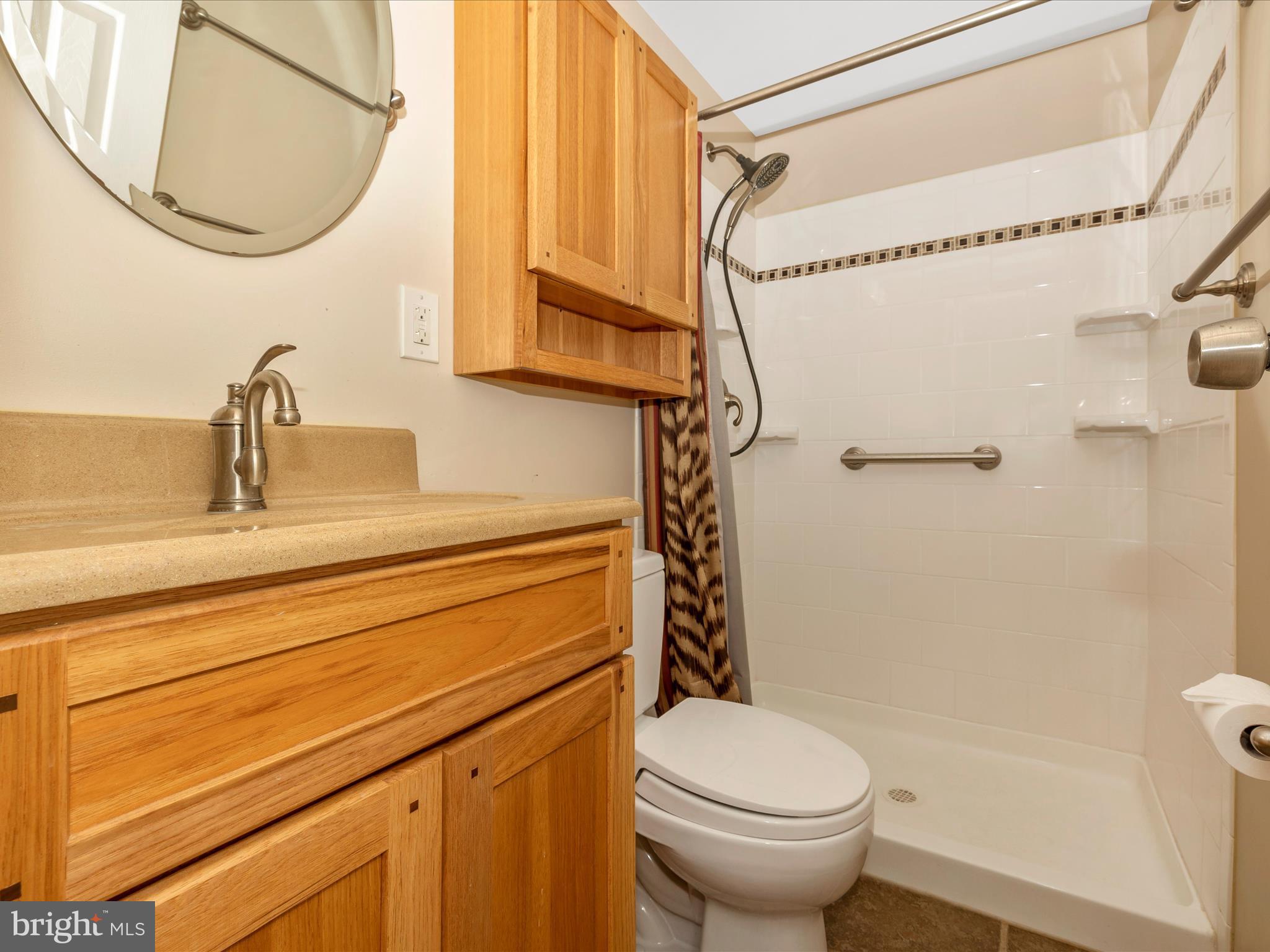 394 Prospect Boulevard Frederick, MD 21701 - Photo 15 of 39 Primary Bathroom