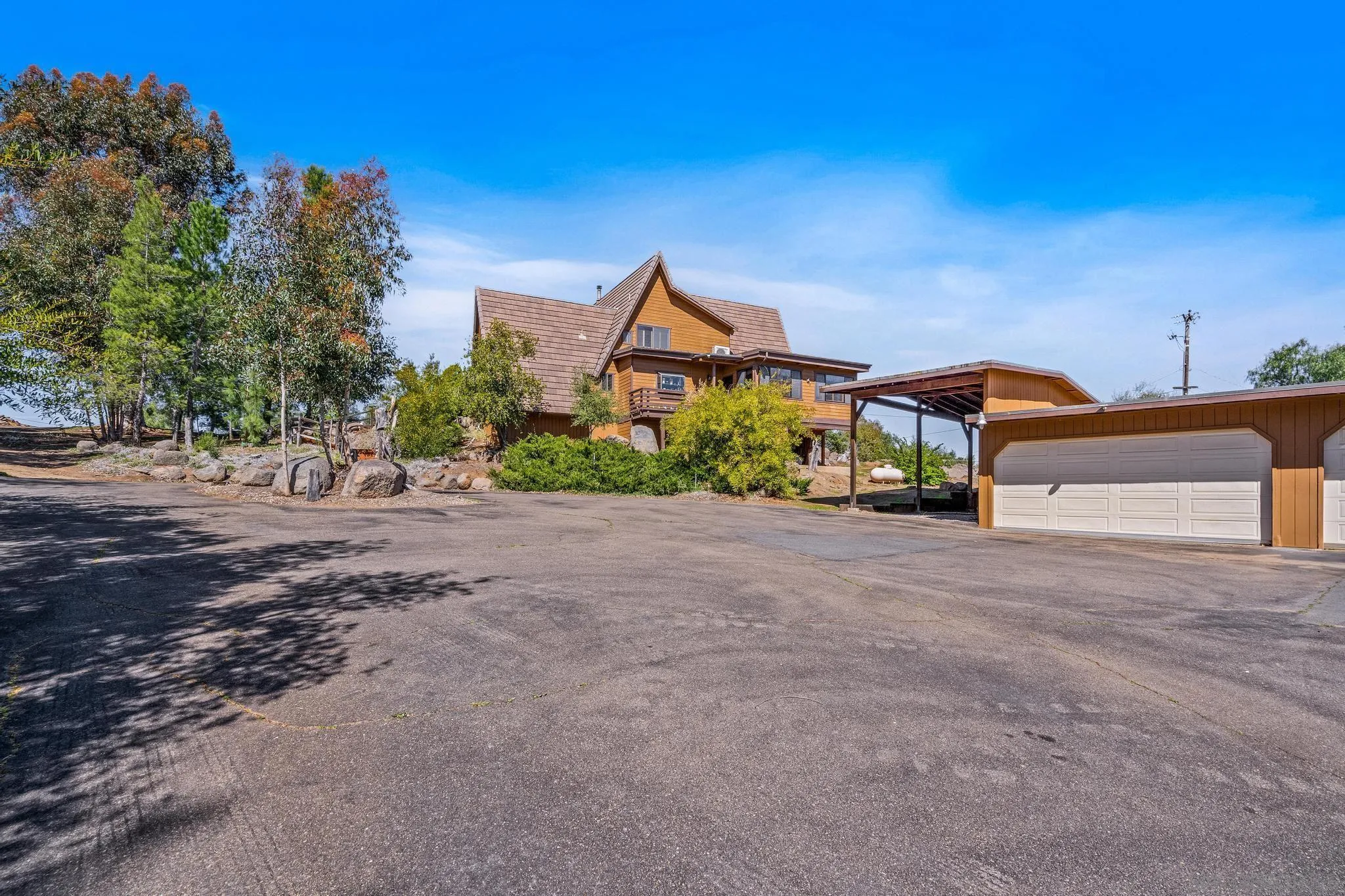 1539 South Grade Road Alpine, CA 91901 - Photo 43 of 61 a house with outdoor space
