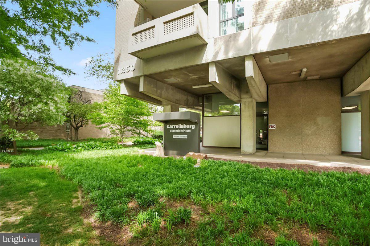 240 M Street Southwest, Unit E612 Washington, DC 20024 - Photo 14 of 17 Common Area