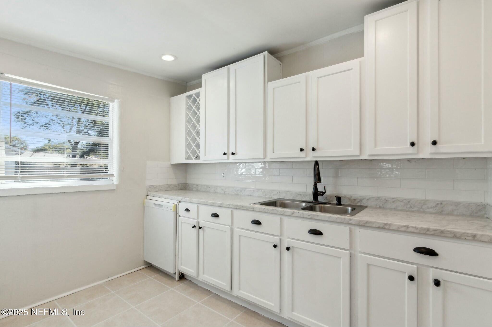 1731 Cortez Road Jacksonville, FL 32246 - Photo 16 of 37 Kitchen