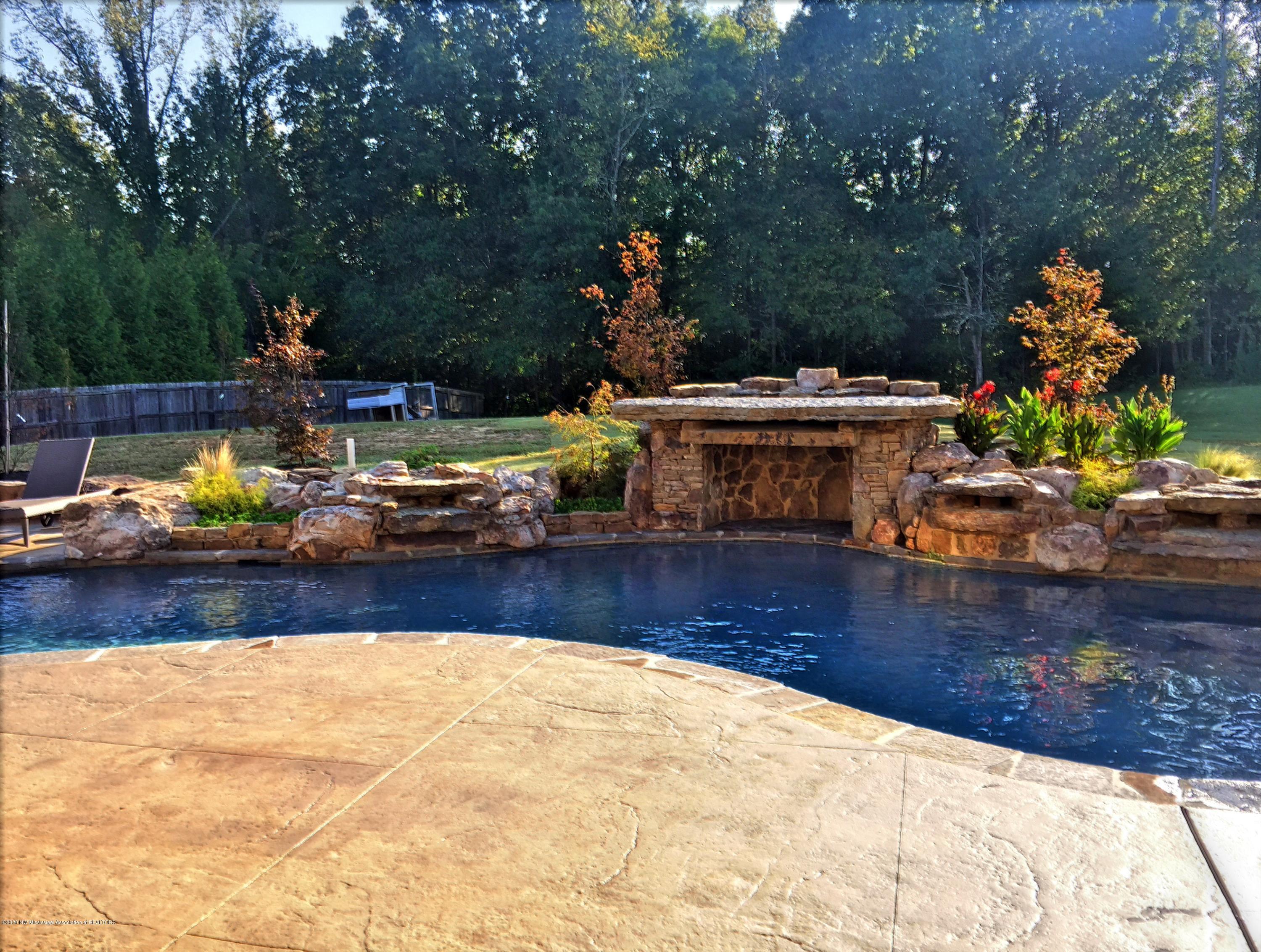 2422 Ross Road Olive Branch, MS 38654 - Photo 19 of 20 IMG_4277