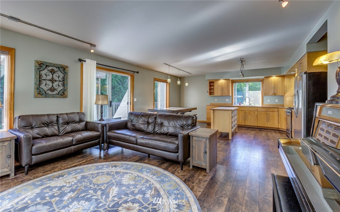 7143 F & S Grade Road Sedro-Woolley, WA 98284 - Photo 4 of 25 Gallery Image 4