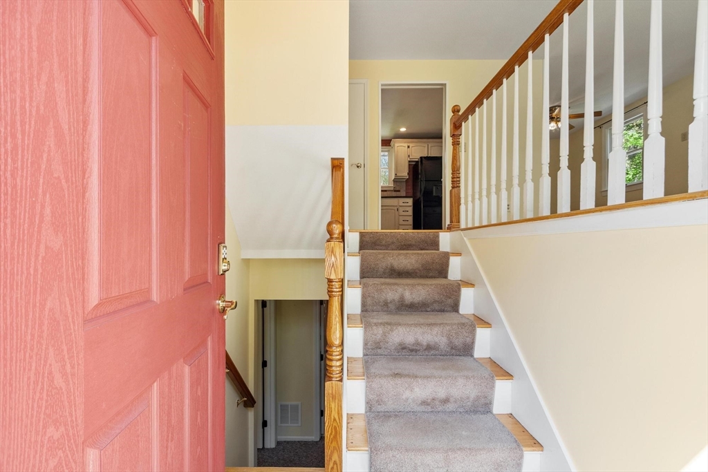 24 Meadowview Road Georgetown, MA 01833 - Photo 6 of 42