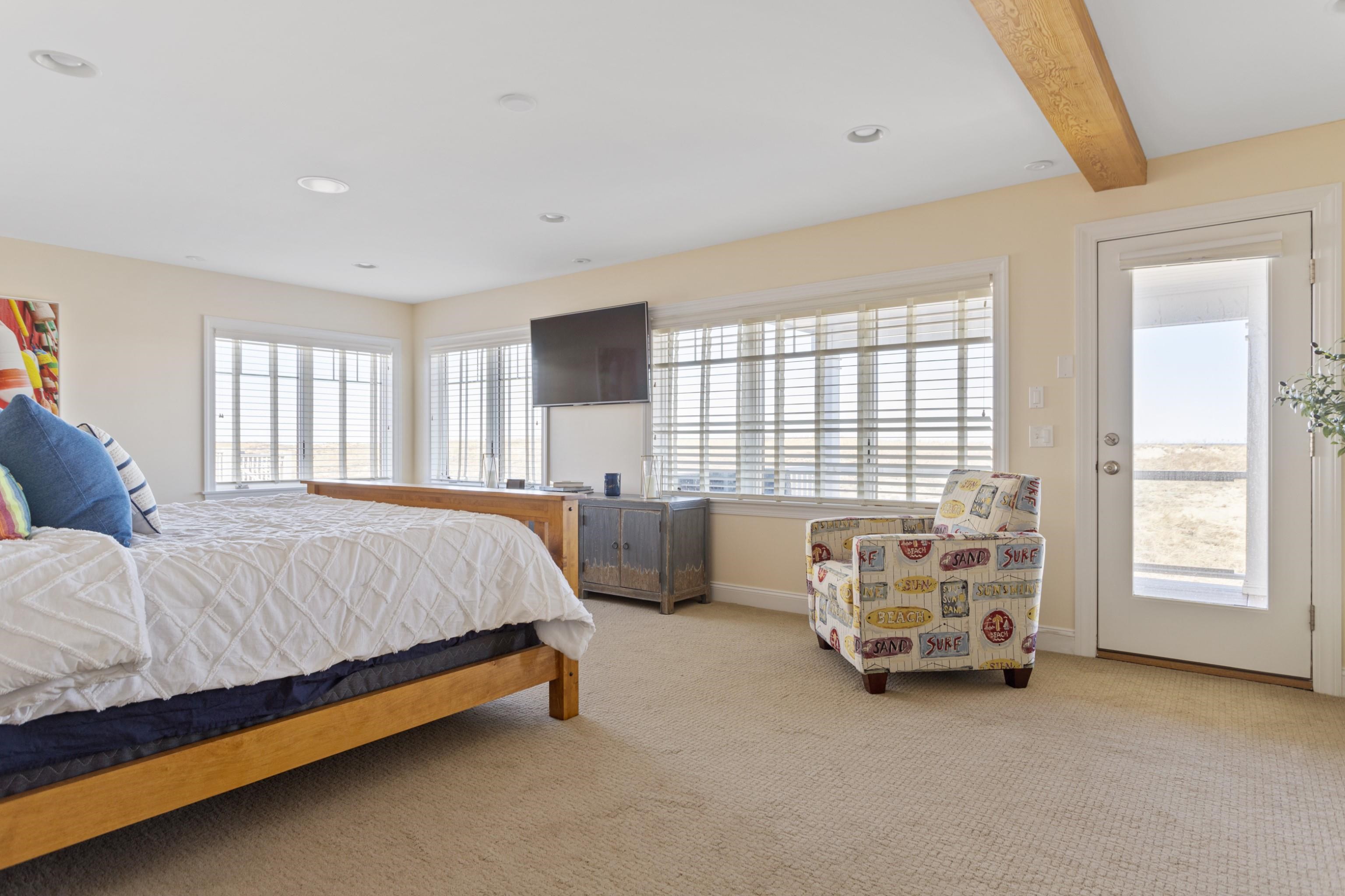 126 Ocean Boulevard Seabrook, NH 03874 - Photo 15 of 57