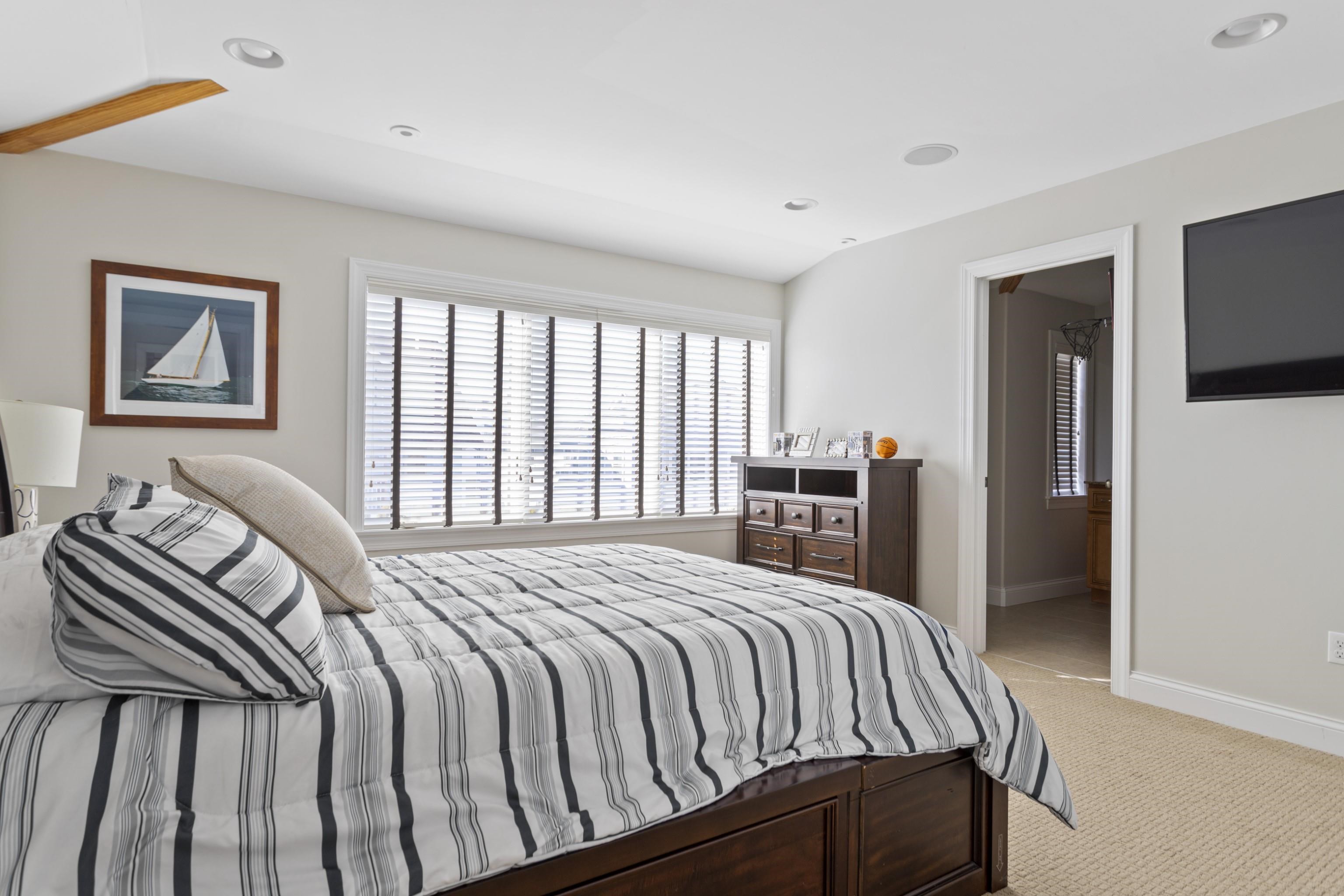 126 Ocean Boulevard Seabrook, NH 03874 - Photo 21 of 57
