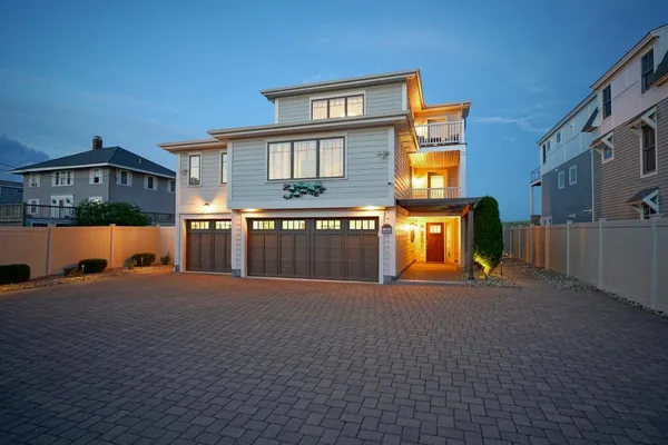 $5,990,000 | 126 Ocean Boulevard, Seabrook, NH 03874