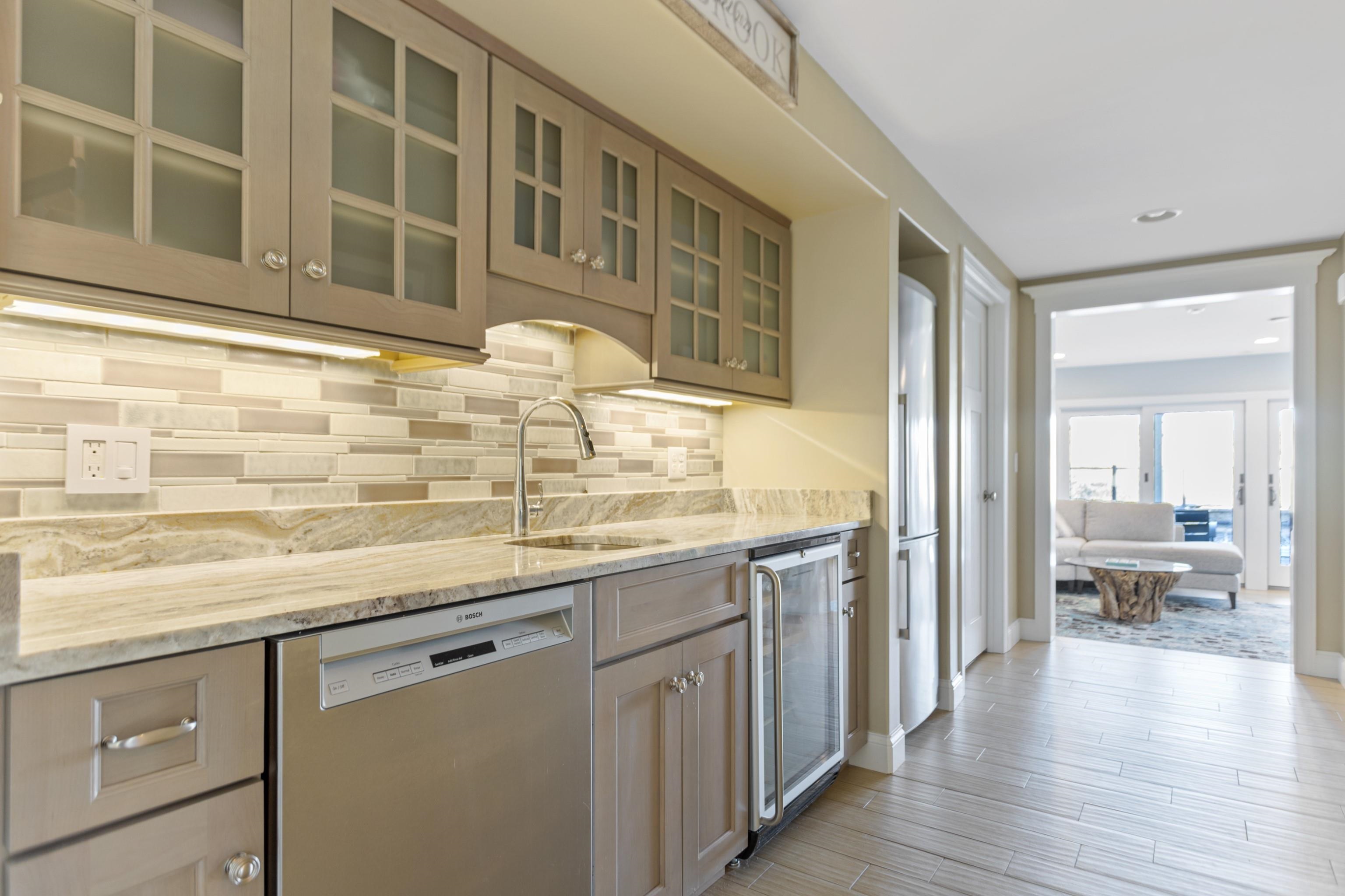 126 Ocean Boulevard Seabrook, NH 03874 - Photo 8 of 57