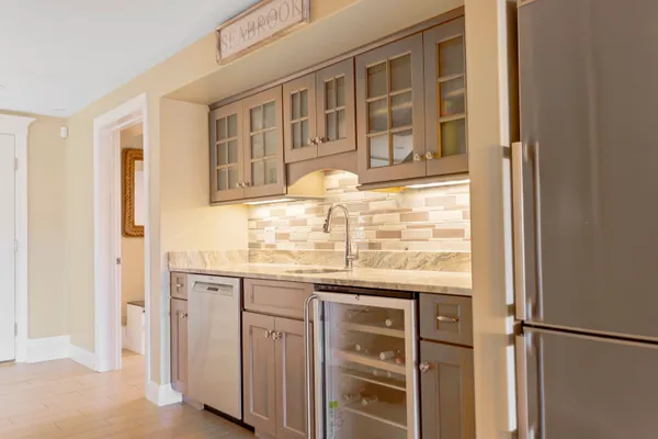 $5,990,000 | 126 Ocean Boulevard, Seabrook, NH 03874