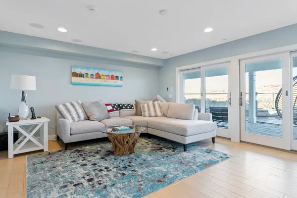 $5,990,000 | 126 Ocean Boulevard, Seabrook, NH 03874