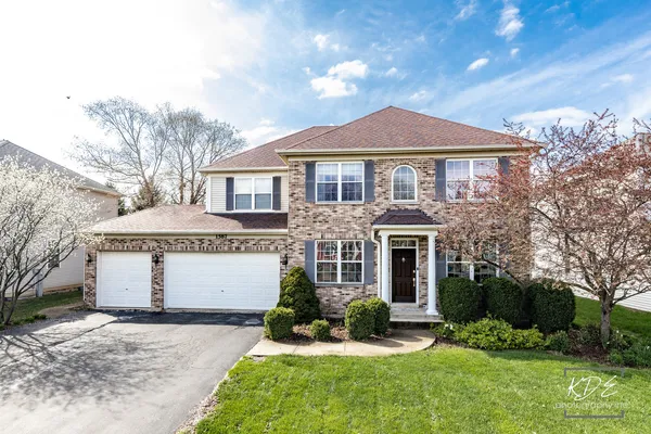 $540,000 | 1587 Arlington Street, Bolingbrook, IL 60490